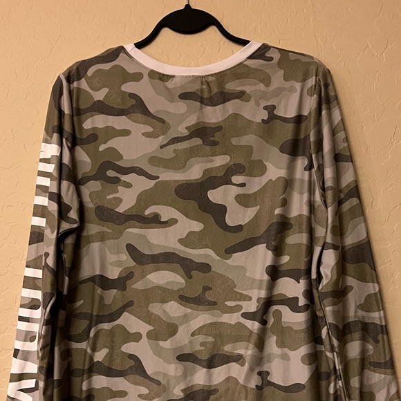 Jerry Leigh Army Green Camo Super Soft Top - Picture 13 of 15